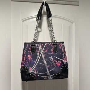Muddy Girl Pink Camouflage Concealed Carry Purse